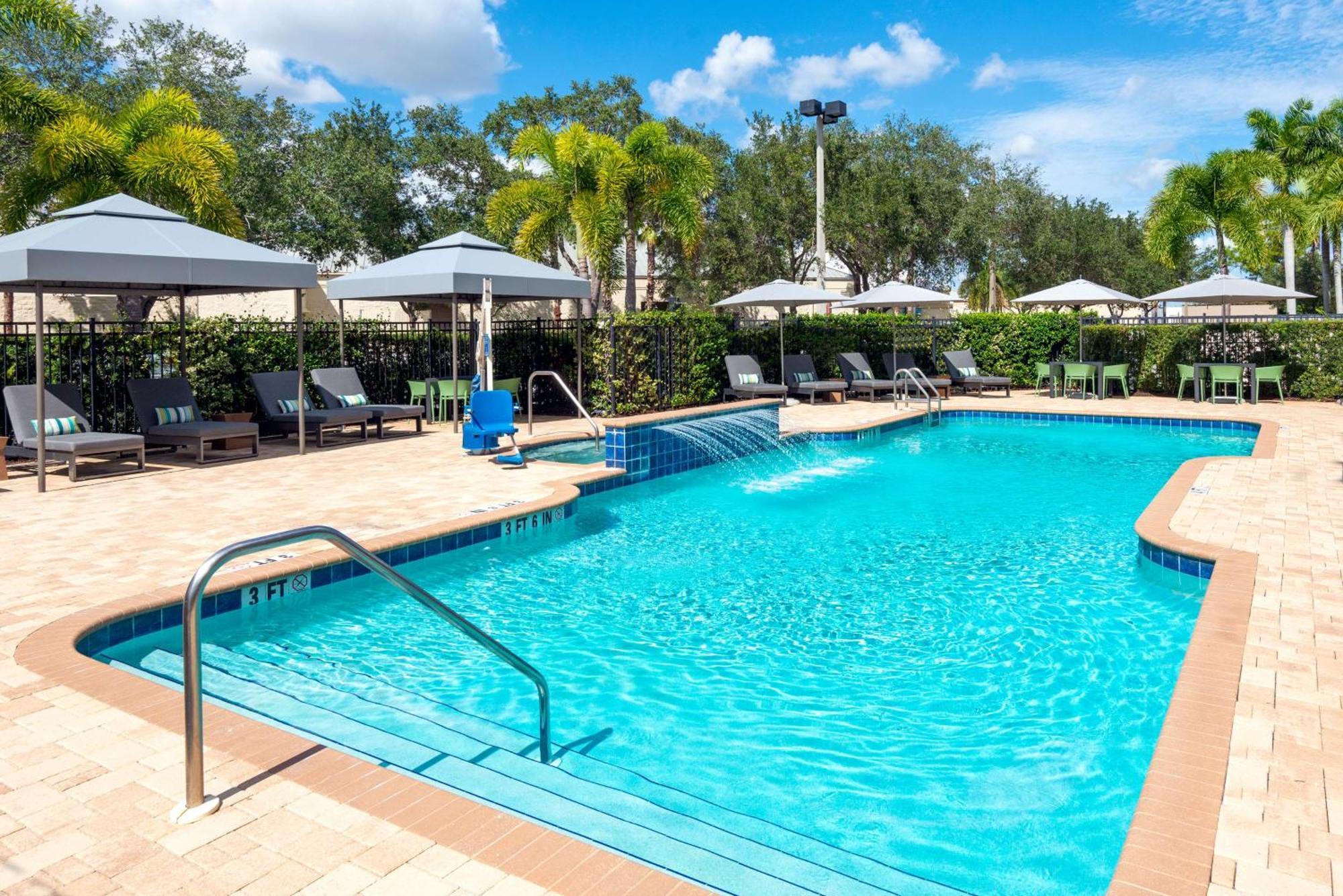 Hampton Inn And Suites Sarasota/Lakewood Ranch Bagian luar foto
